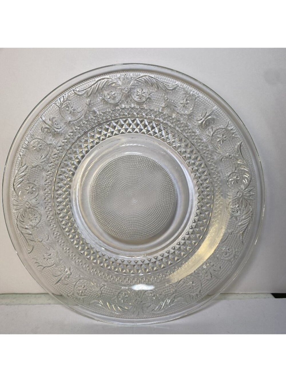 KIG Malaysia Pressed Glass Clear 10" Dinner Plate Fleur de Lis-TRELLIS - 2 Set